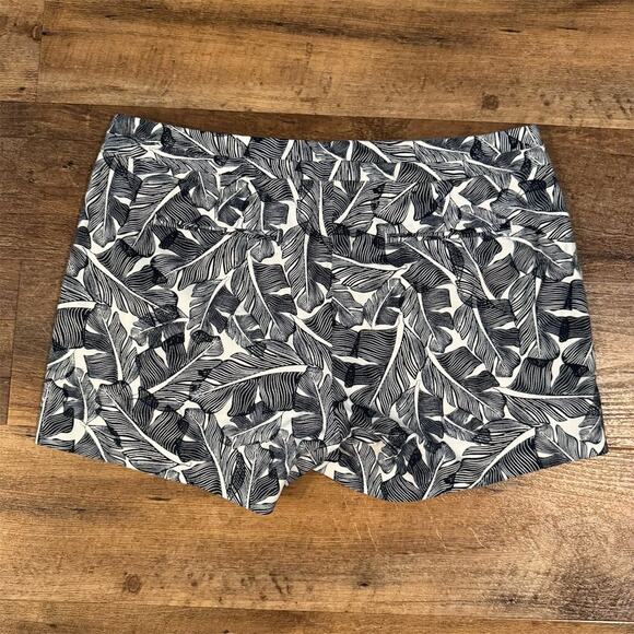 Banana Republic Chino Shorts 8 Blue Tropical Leaf Pockets Vacation Resort Cruise - Picture 2 of 7